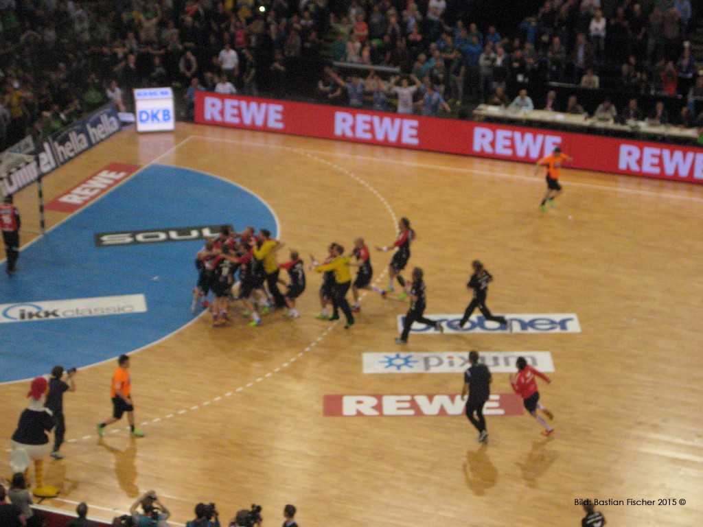 Flensburg gewinnt den DHB-Pokal 2015