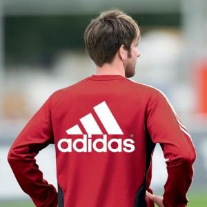 Werbeaufdruck/-logo (hinten) 