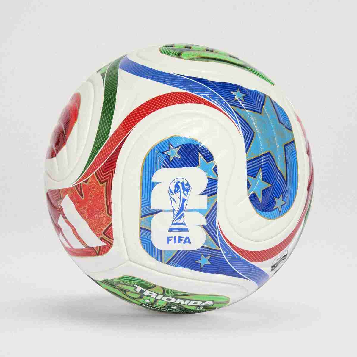 adidas Fußball WM 2026 TRIONDA PRO - offizieller Spielball 