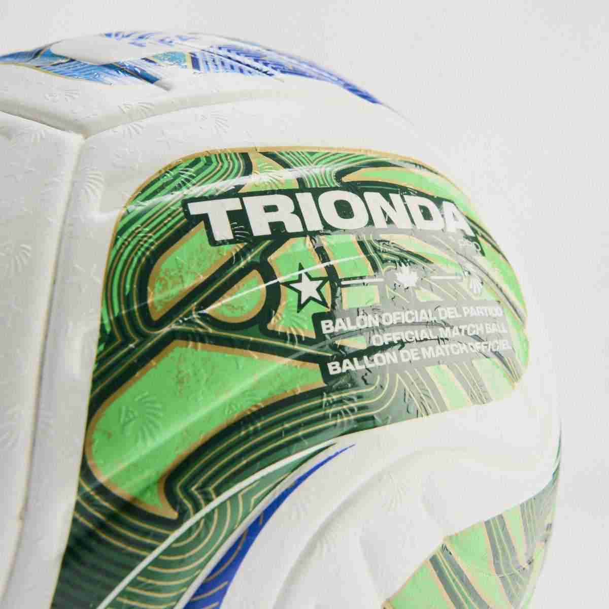 adidas Fußball WM 2026 TRIONDA PRO - offizieller Spielball 